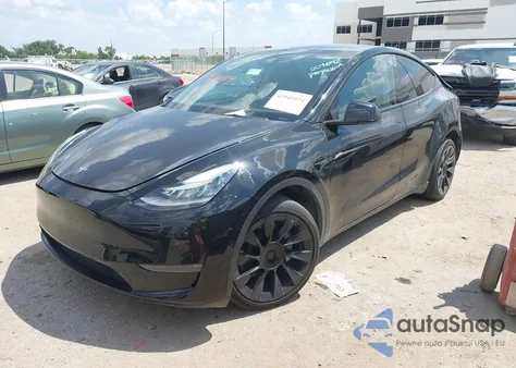 2022 Tesla Model Y Long Range Dual Motor All-Wheel Drive from USA, damaged, VIN 7SAYGDEE8NA004042